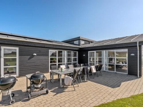 Holiday Home Vitori - 800m from the sea by Interhome in Lokken