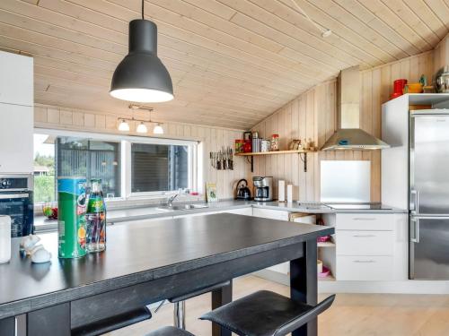 Holiday Home Oskarvine - 900m from the sea by Interhome in Gronhoj