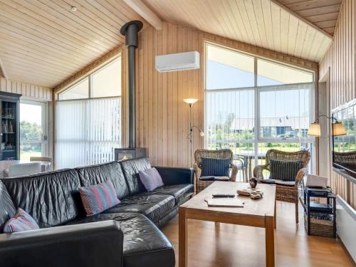 Holiday Home Oskarvine - 900m from the sea by Interhome in Gronhoj