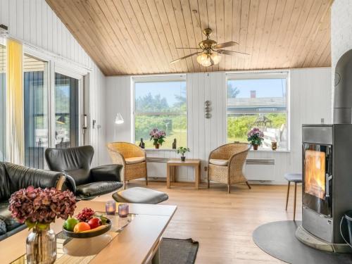 Holiday Home Vilhelmiina - 350m from the sea by Interhome in Lokken