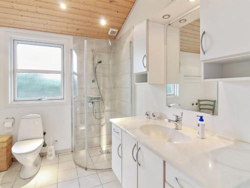 Holiday Home Florida - 100m from the sea by Interhome in Nr. Lyngby