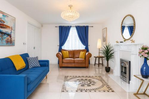 Waggon by Alt-Stay Accommodation - 4 Bed Detached Contractor and Relocation Accommodation in Leeds with Fast Wi Fi, Driveway Parking, Netflix, Full Kitchen, Laundry Facilities - Long Stay Ready with Weekly and Monthly Rates, Leeds (Foto 9)