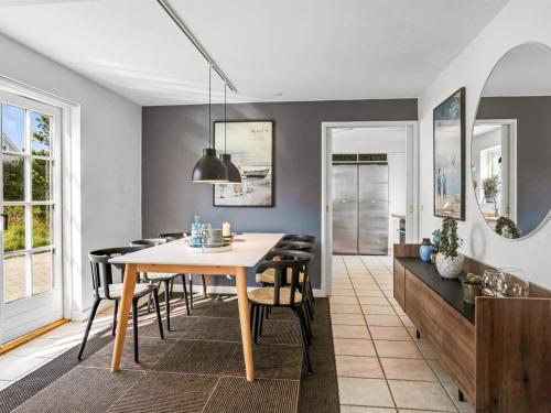  Holiday Home Ingmarie - 1km from the sea by Interhome in Blokhus