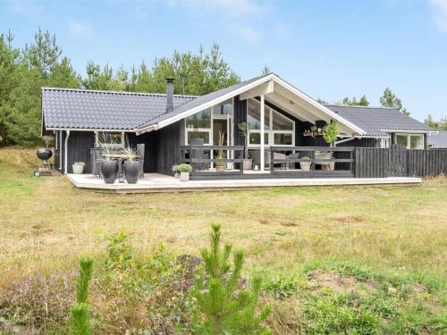  Holiday Home Elayne - 3km from the sea by Interhome in Blokhus