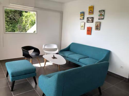 EDEN-RÉSIDENCE Le SAINT-BARTH Vue Mer et Piscine (EDEN-RESIDENCE Le SAINT-BARTH Vue Mer et Piscine) in Sainte-Luce