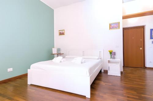 Elegantis Veniero Suite Apartment - 1 Minute Walk to Vatican Museums, Roma (foto 3)