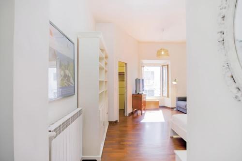 Elegantis Veniero Suite Apartment - 1 Minute Walk to Vatican Museums, Roma (foto 5)