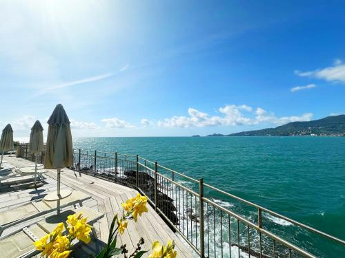 Sea Whisper by PortofinoVacanze in 拉帕洛