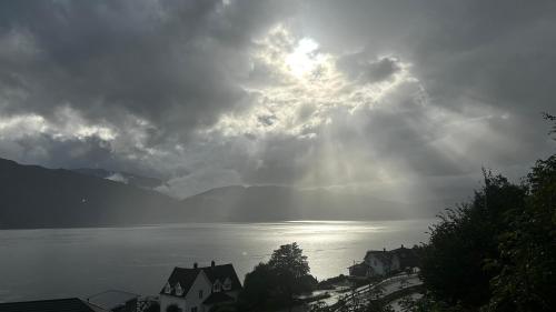 Sognefjorden View in เลคานเกอ