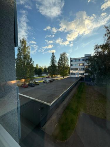 Kilátás, Valoisa 47 m2 kaksio Seinäjoen Upasta (Valoisa 47 m2 kaksio Seinajoen Upasta) in Seinäjoki