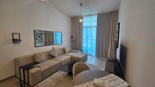 Modern New Sea View 1 BR Apartment, Dubai (Foto 5)