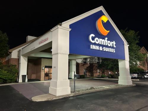 Comfort Inn & Suites in Toledo, USA