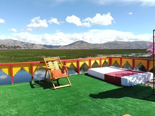 المرافق, Titicaca EcoLux in Uros Islands