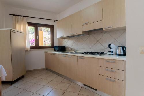 Emmita's Home - Relax among Red Rocks and Pool in กอสตา ปาราดิโซ