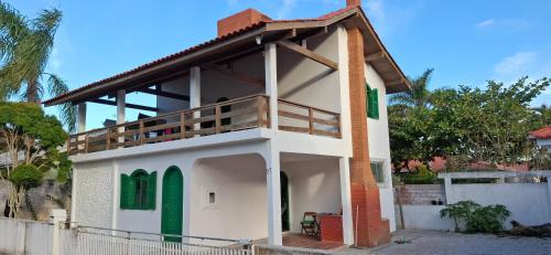 Casa de 4 quartos em Armacao in Armacao