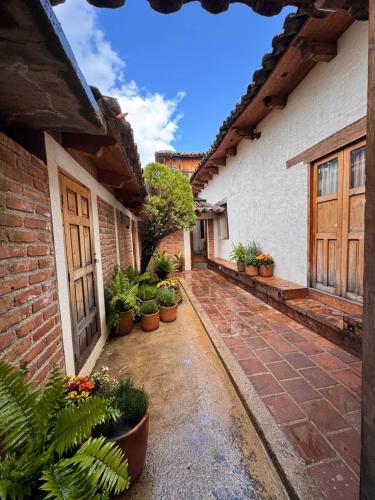 Puerta Vieja Hostel – San Cristobal, SC