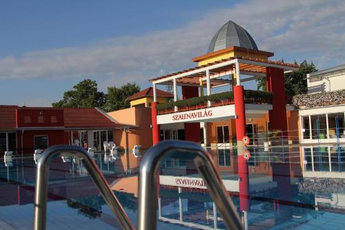 Harmony apartments in Morahalom