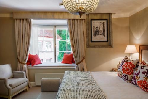 Schlössle Hotel - Small Luxury Hotels of the World - image 5