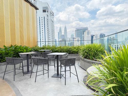 Majestic Residence KLCC By Sky Pool - image 11