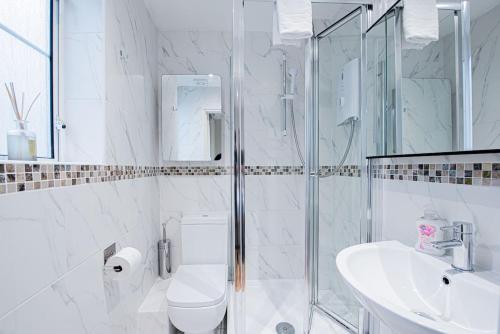 Stylish 1BR Apartment by Covent Garden, Londres (foto 9)