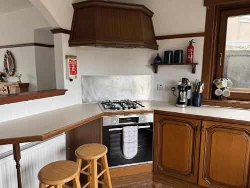 Зовнішній вигляд готелю, Sea Road Retreat - Great for contractors in Buckhaven