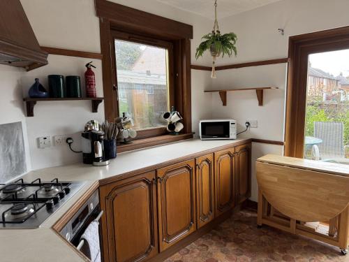 Зовнішній вигляд готелю, Sea Road Retreat - Great for contractors in Buckhaven