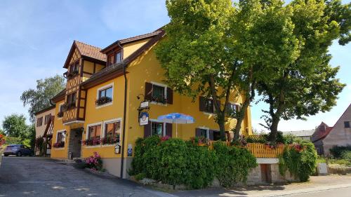 B&B Steinsfeld - Hotel Gasthof zum Schwan - Bed and Breakfast Steinsfeld