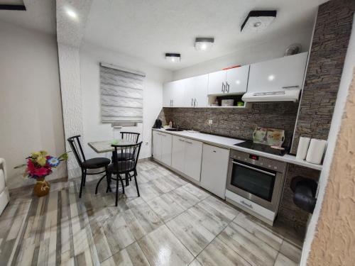 Apartman Nermin 2 in 弗拉西奇