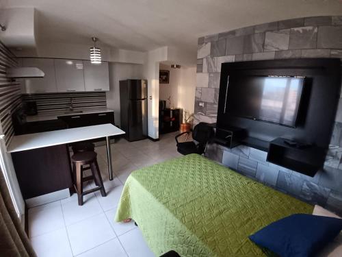 Apartamento Ciudad de Guatemala, Zona 4, Mejor Vista en 4 Grados Norte, 4 Camas in Zone 4