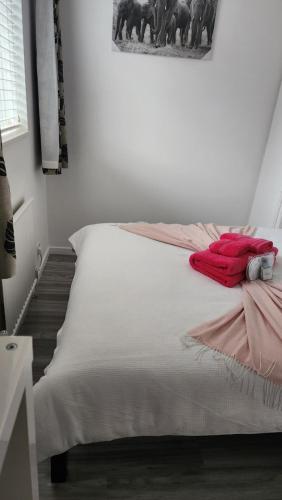 The Warren Signature Stay, London (photo 5)