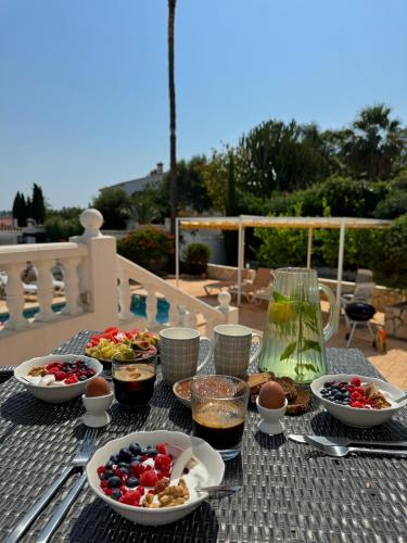 Unique villa piscine vue mer et montgo impasse privee in Campusos