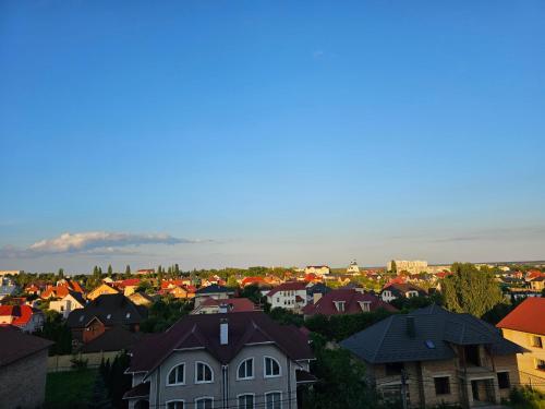 Простора 2х кімнатна рн міськлікарні, перенатальний 3окремі спальні місця (Простора 2х кімнатна рн міськлікарні, перенатальнии 3окремі спальні місця) in لوتسك