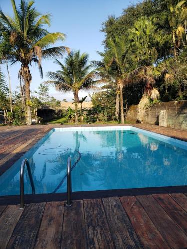 Praia, piscina, churrasco e convívio com animais (Praia, piscina, churrasco e convivio com animais) in บัลเนียริโอไกโวตัส