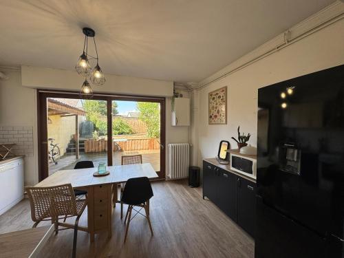 Charmante petite maison en plein centre-ville in 馬耶納