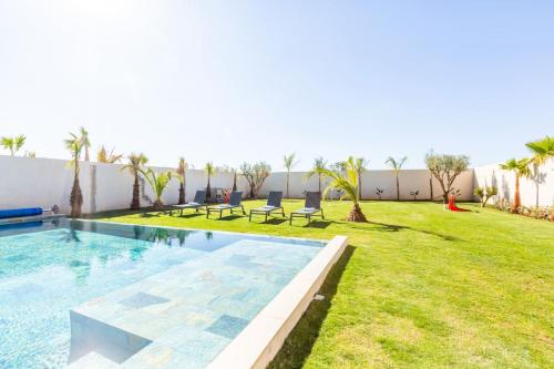Villa Seyana 8 Zero Vis a Vis Piscine Chauffee - image 8