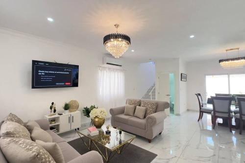 設施, Elegante Casa Estrella Marina 117 Pool BBQ in 拉羅瑪納