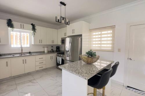 廚房, Elegante Casa Estrella Marina 117 Pool BBQ in 拉羅瑪納