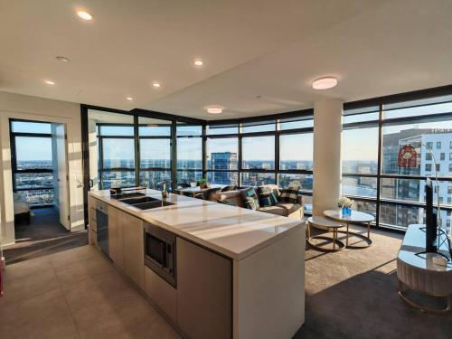 Top floor apartment in Sydney Olympic Park - image 10