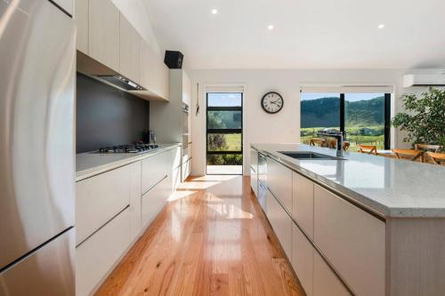 Katelyn Hideaway in Kinloch