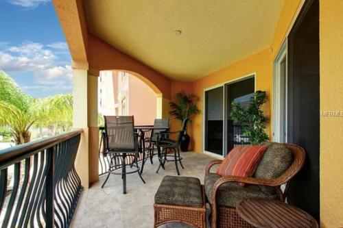 Luxurious Gulf Front Condo. in Indian Rocks Beach