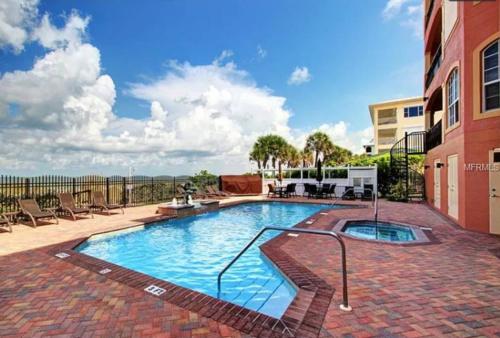 Luxurious Gulf Front Condo. in Indian Rocks Beach