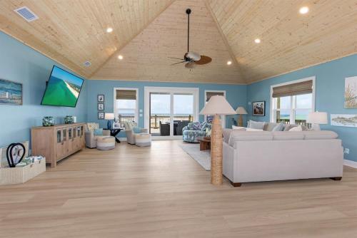 Quarter Deck Family Escape