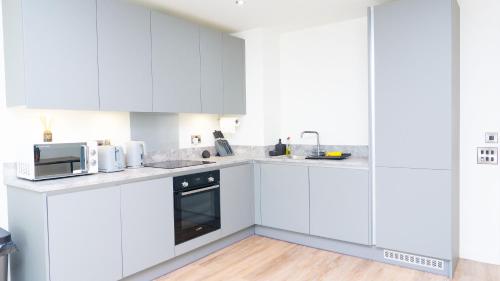 Luxe Apartment in M1 with Pool, Gym & Spa, Manchester (Foto 9)