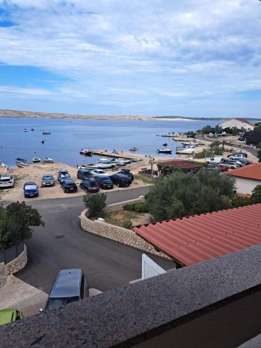 ทัศนียภาพ, Apartments by the sea Kustici, Pag - 4129 in คุสติซิ