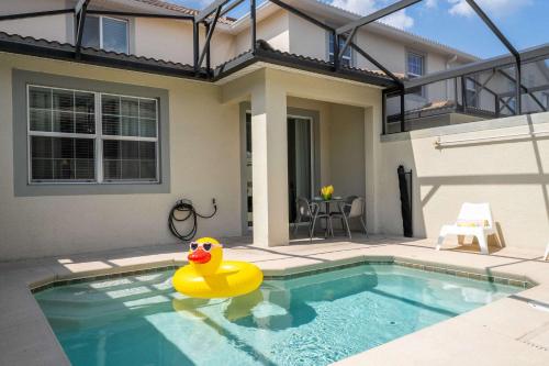 Stunning 5 Bd Home w/ Pool Close to Disney 4822 - main image