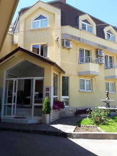 Hotel Galant - image 12