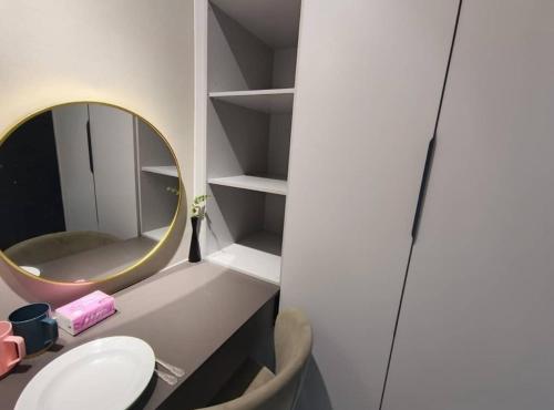 Mini studio with own private bathroom, free Wi-Fi, Kuala Lumpur (foto 10)