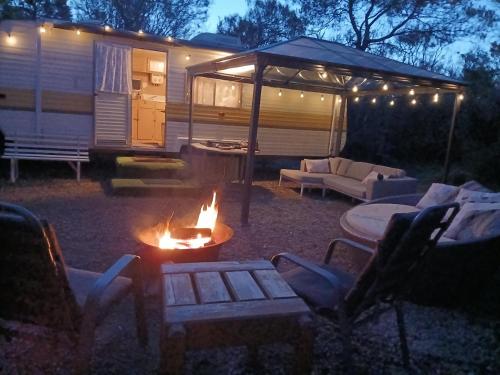 Back Beach Beryl Ocean Bay Getaway PL in Fingal