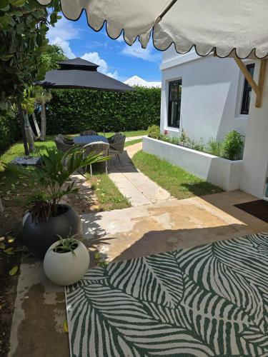 Salt&Sage - Modern 3BR Fully Renovated in May 2025 in Pembroke