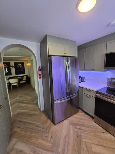 Salt&Sage - Modern 3BR Fully Renovated in May 2025 in Pembroke